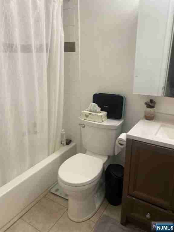 747 Pepperidge Rd - Photo 7 of 10