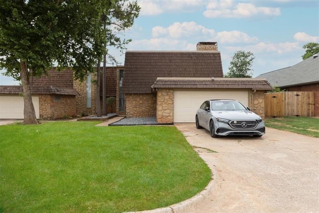 12508 Green Valley Dr - Photo 3 of 42