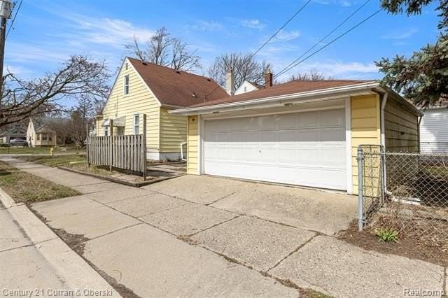 3081 Pardee Ave - Photo 4 of 22