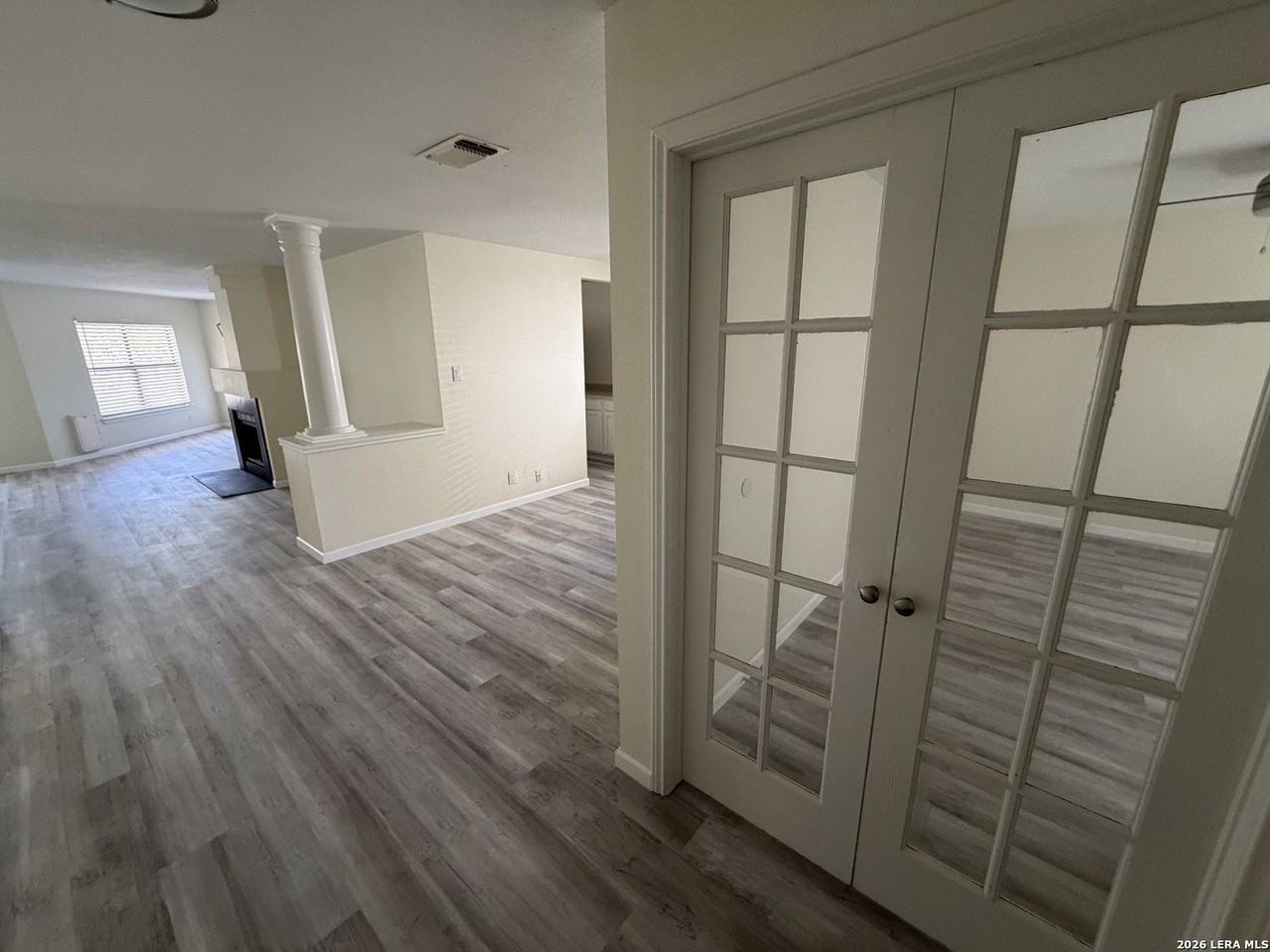 2843 Redland Trl - Photo 2 of 25