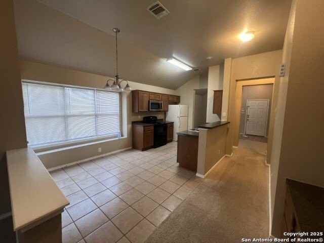 7018 Heathers Way - Photo 3 of 9