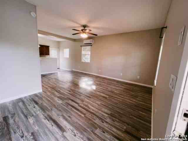 9140 Sailfish Dr - Photo 3 of 16