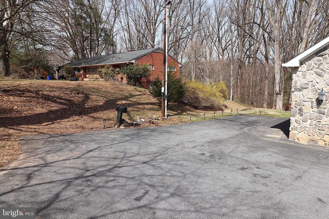 118 Quaint Acres Dr - Photo 7 of 41