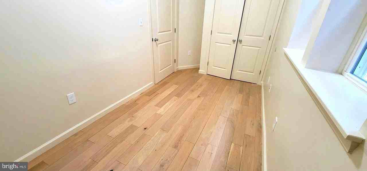 1219 W Silver St Unit 1 - Photo 6 of 15