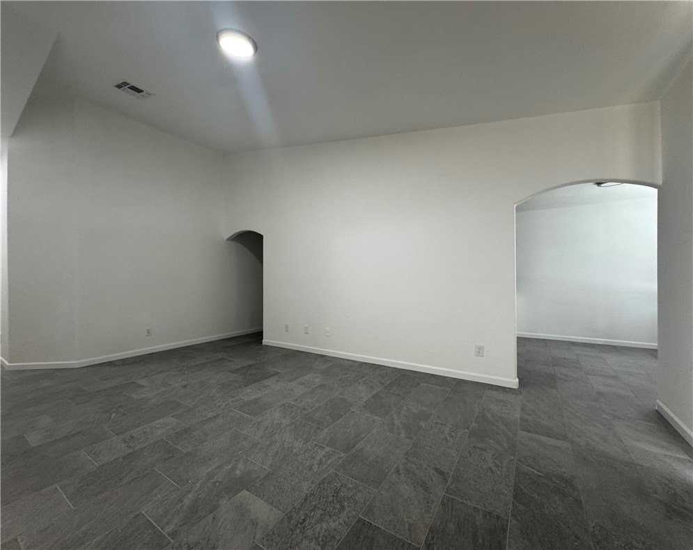 3442 Sunriver Rd - Photo 2 of 3