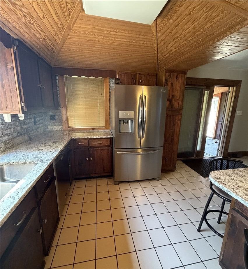 106 S Pike Rd - Photo 6 of 26