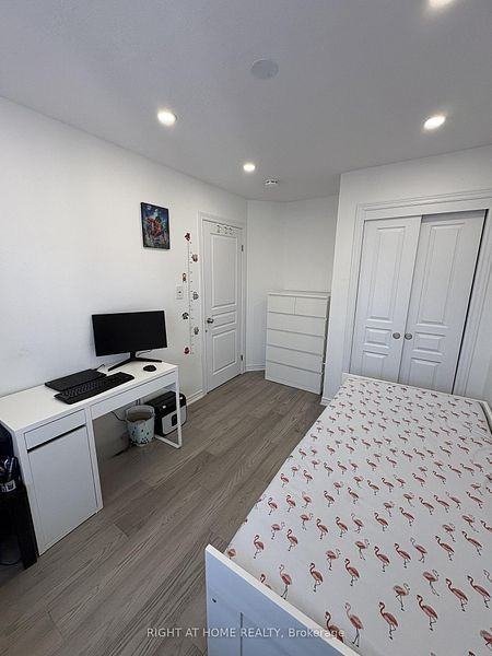 387 Cranbrook Common - Photo 6 of 14