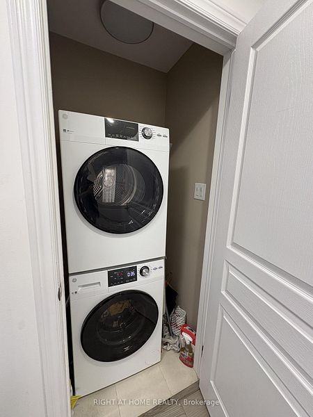 387 Cranbrook Common - Photo 7 of 14