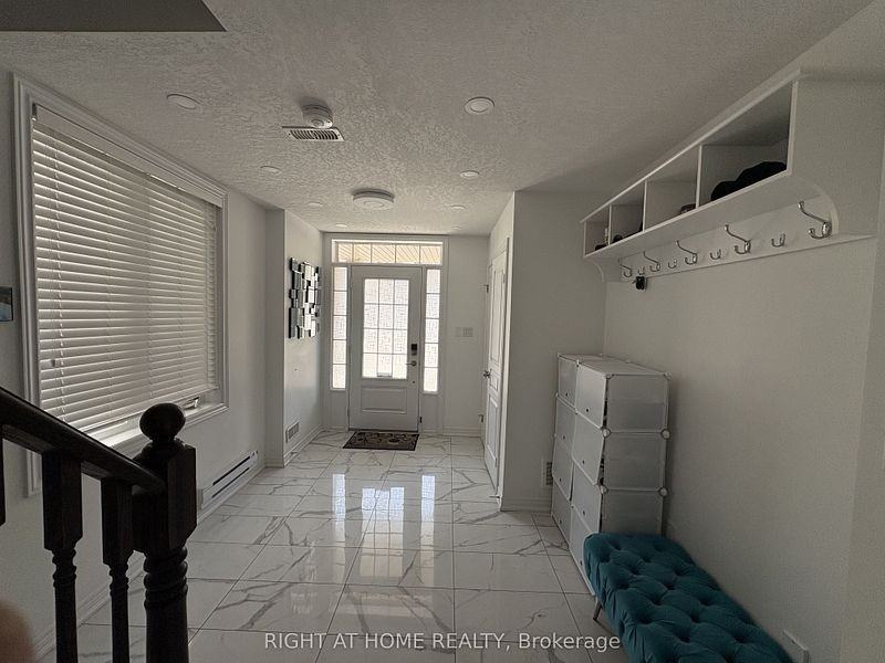 387 Cranbrook Common - Photo 2 of 14