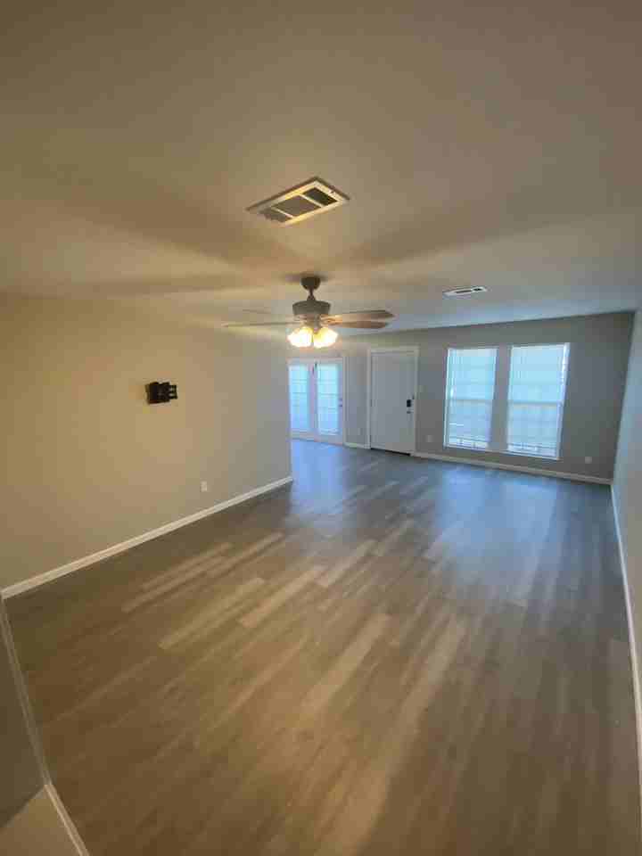 992 Park Meadow Dr #1 - Photo 6 of 50