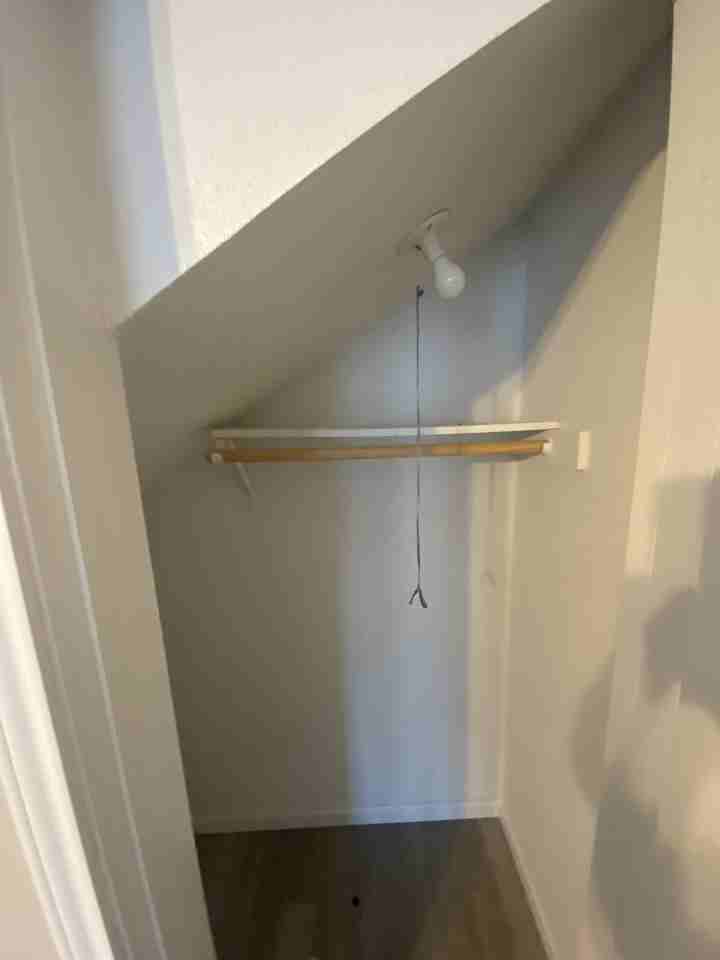 992 Park Meadow Dr #1 - Photo 7 of 50