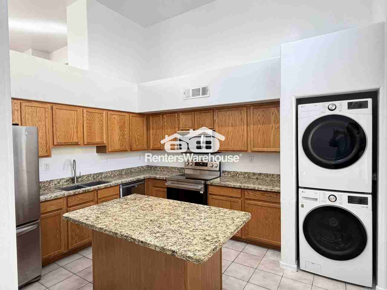 776 S Beck Ave - Photo 3 of 20