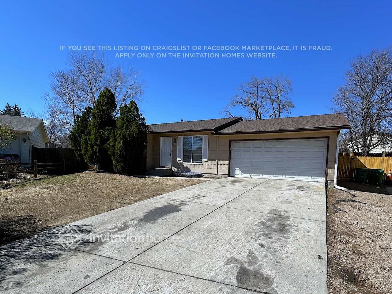1621 S Rifle St - Photo 2 of 24