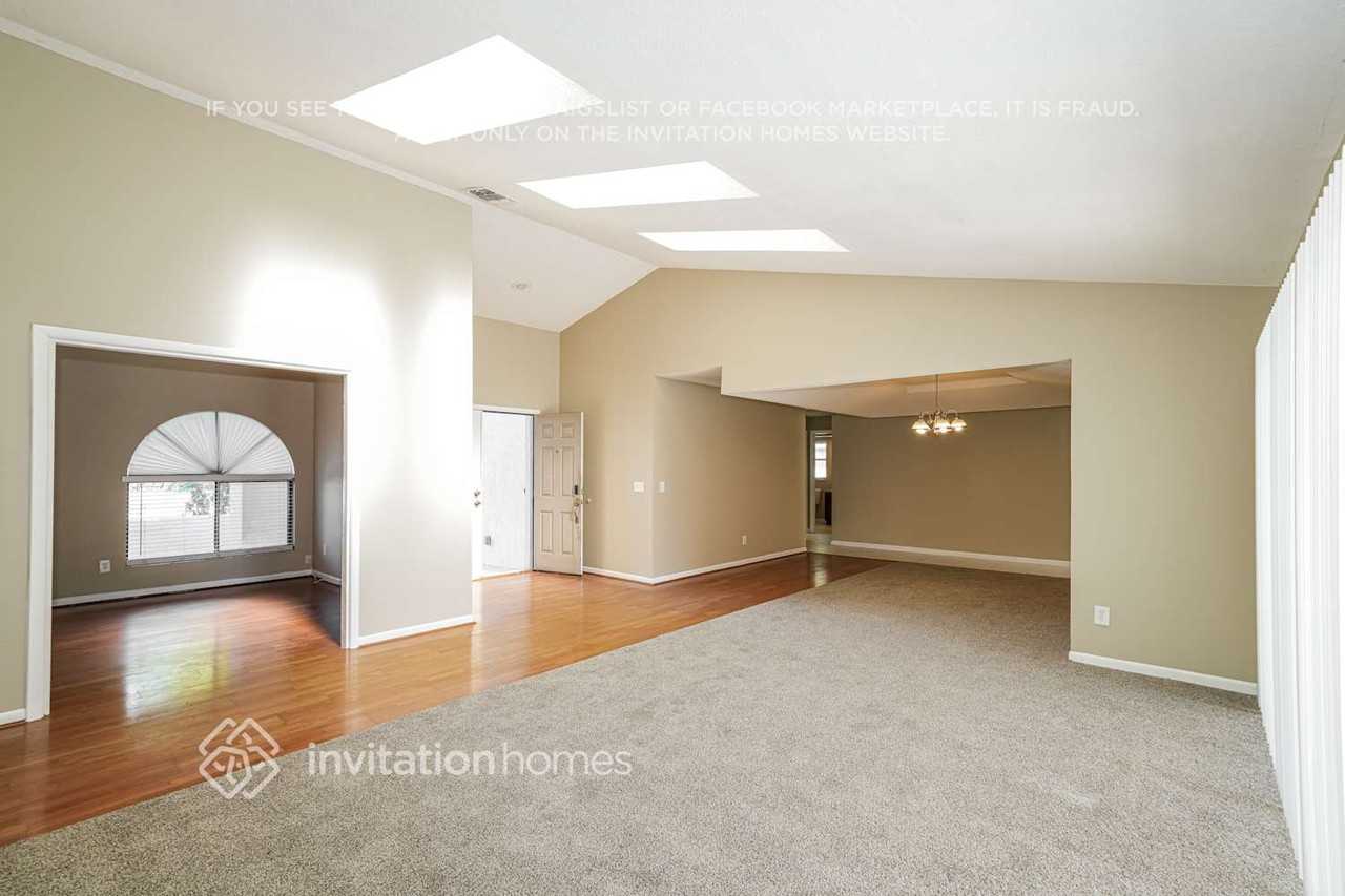 3214 Thackery Way - Photo 3 of 17