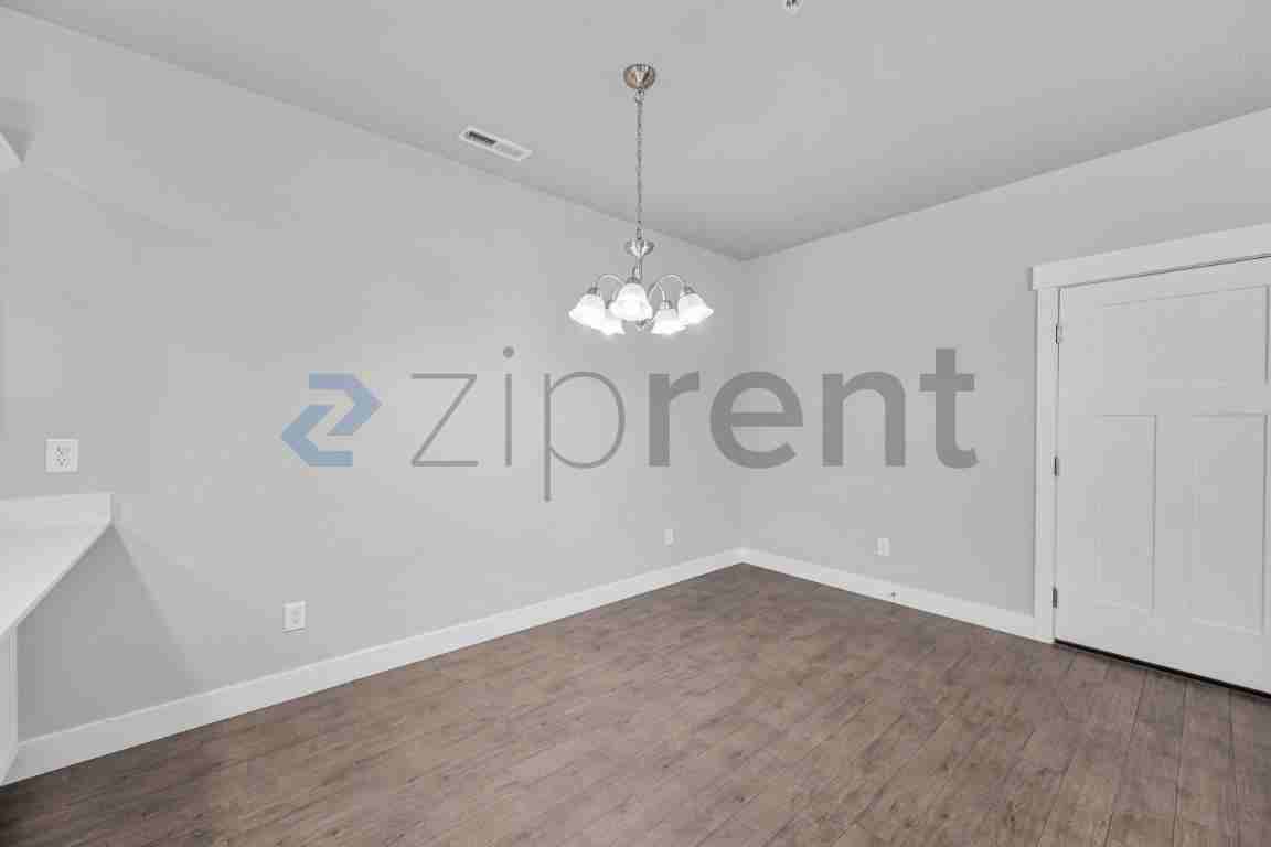 1997 Northwest #T201 - Photo 5 of 19