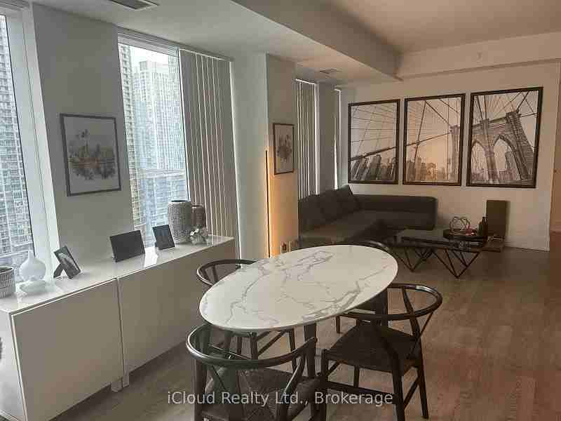 480 Front Street West #1014 - Photo 3 of 4