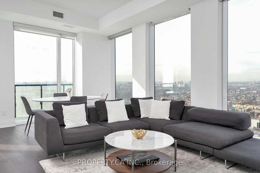 470 Front Street West #3605 - Photo 4 of 16