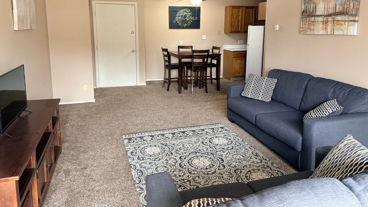 The Pointe on Fleur Apartments - Photo 2 of 50