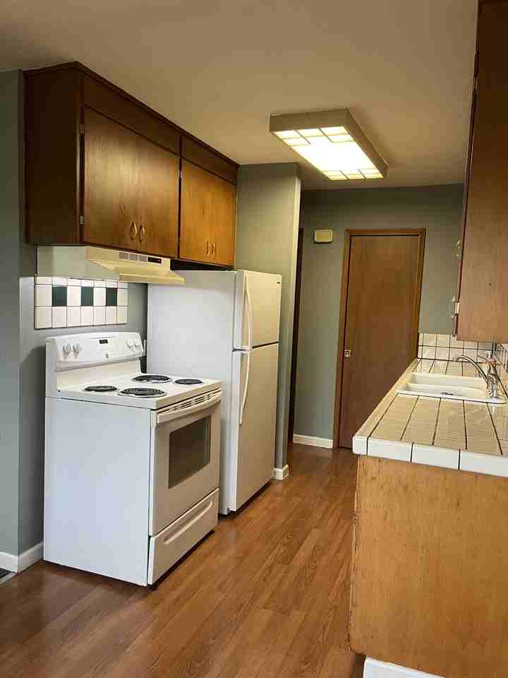 2907 N 8th St #6 - Photo 2 of 7