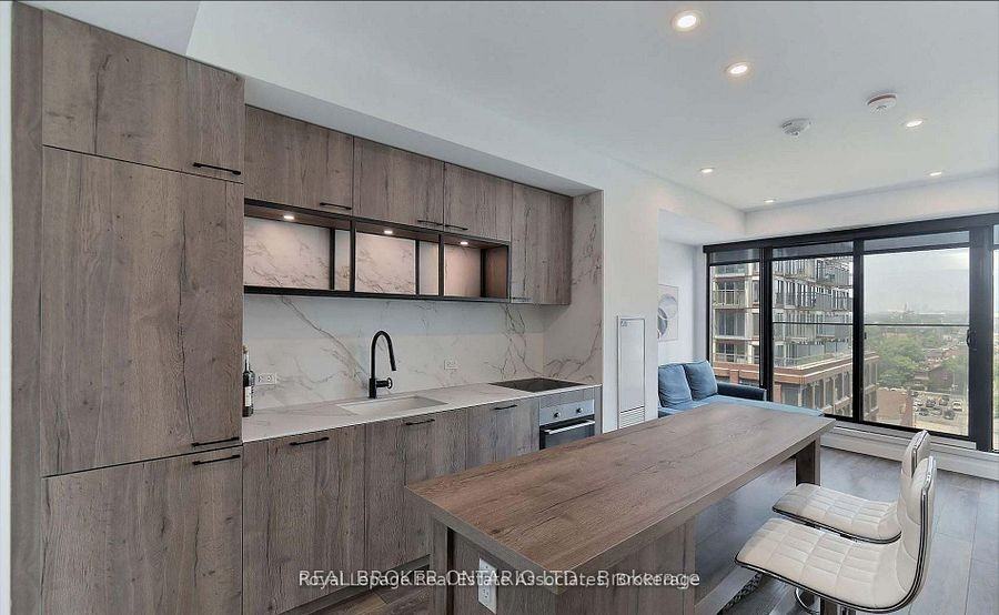 505 Richmond Street West #718 - Photo 4 of 12