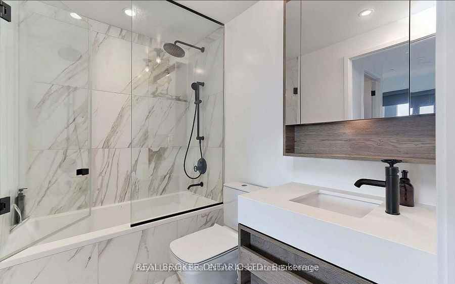 505 Richmond Street West #718 - Photo 5 of 12