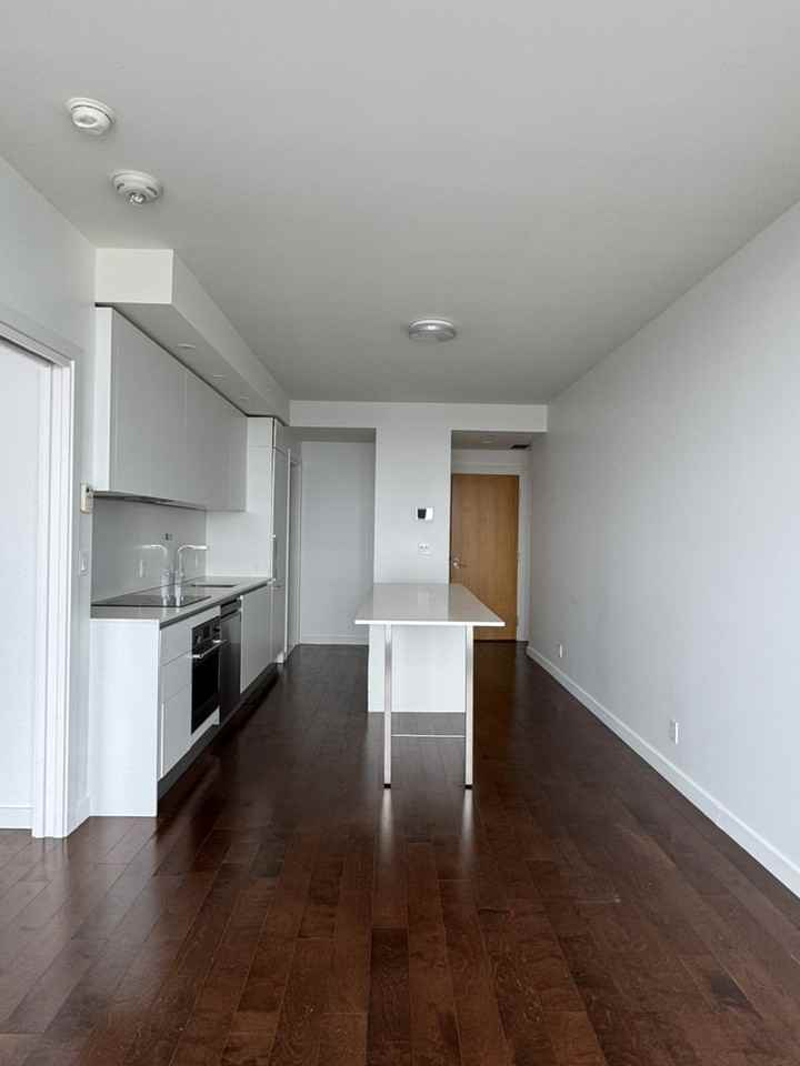 1450 Boul René-Lévesque O #810 - Photo 3 of 19