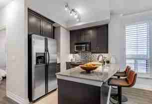 2087 Lake Shore Boulevard West - Photo 1 of 1