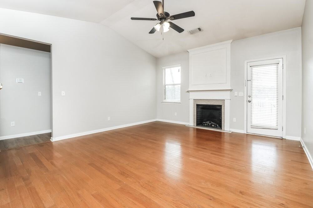 124 Quail Bend Loop - Photo 5 of 16