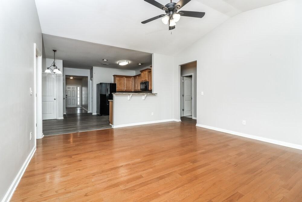 124 Quail Bend Loop - Photo 6 of 16