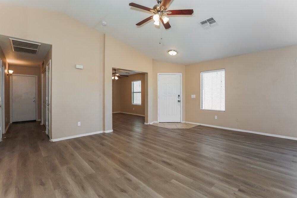 28953 N Coal Ave - Photo 4 of 16