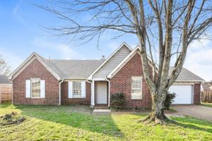 featured image of 2570 Appling Glen Dr