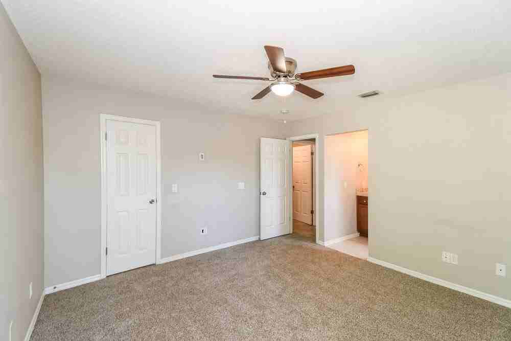 3164 Sanderling Ct - Photo 7 of 16
