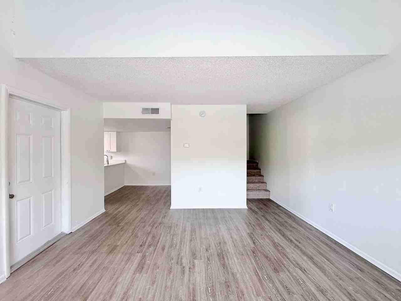 Altura Largo - Photo 6 of 50