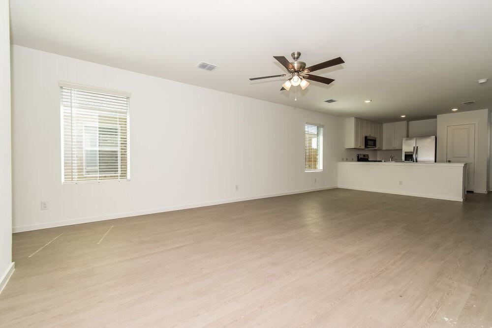 1719 Crossbill St - Photo 6 of 16