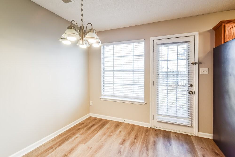 1107 Breezy Valley Dr - Photo 6 of 16