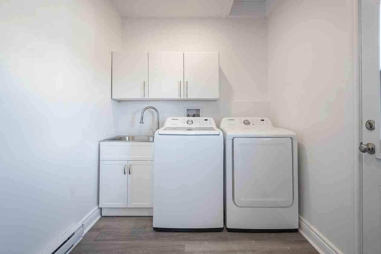 4583 Rue Jeanne-Mance - Photo 6 of 13