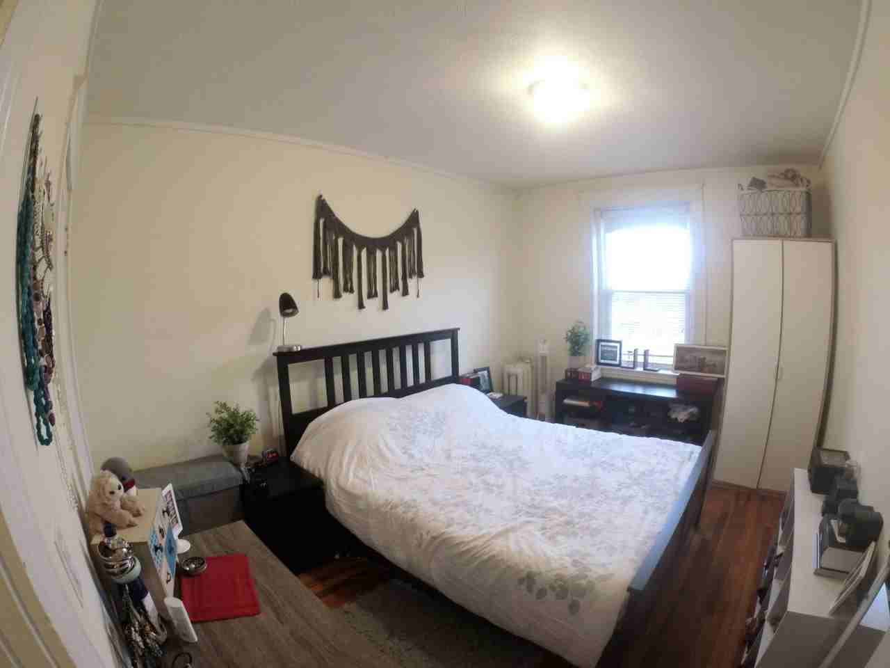 1614 Commonwealth Ave