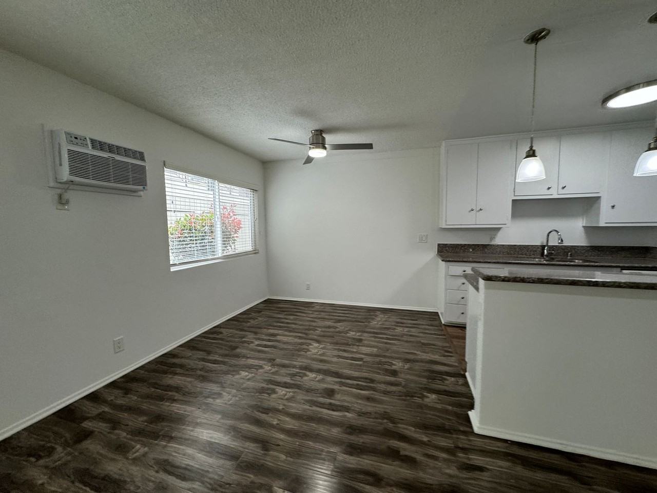 5664 Fair Ave - Photo 7 of 48