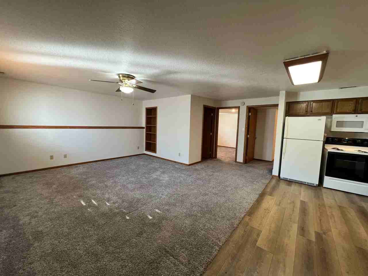 523 South 11th Street - Photo 4 of 17