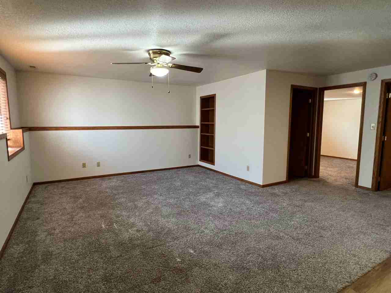 523 South 11th Street - Photo 5 of 17