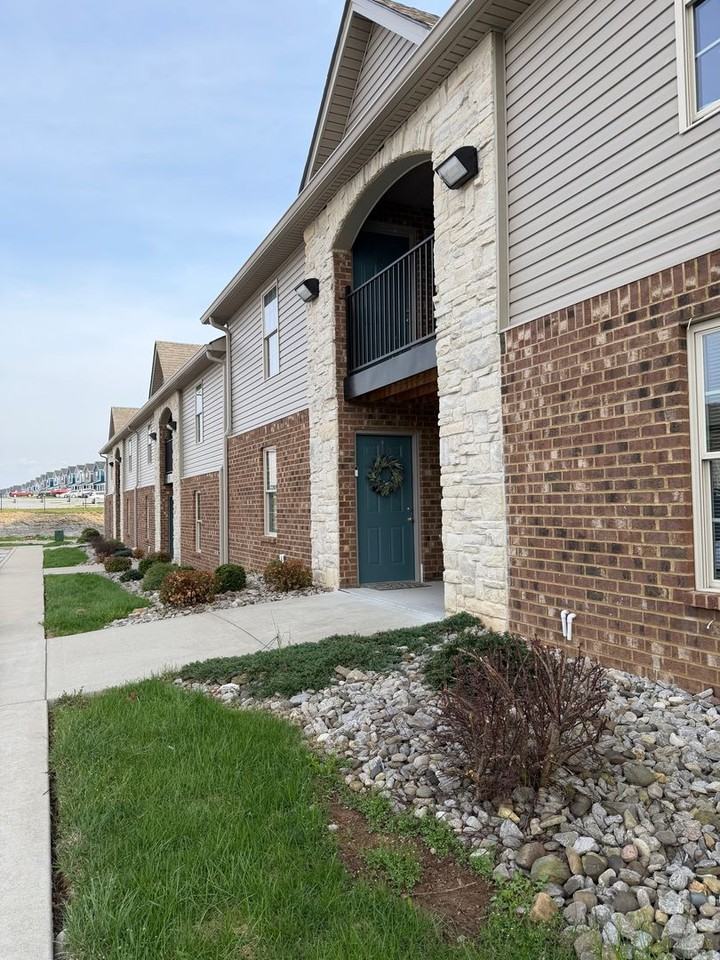 Park Crest Apartments - Photo 2 of 25