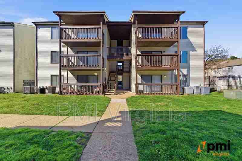 326 Wells Ct - Photo 7 of 18