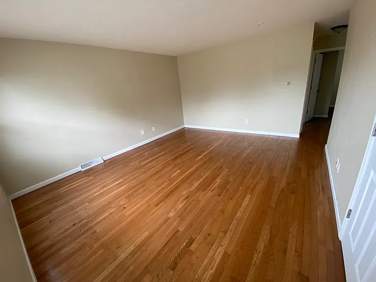 13040 Five Point Road - Photo 3 of 12