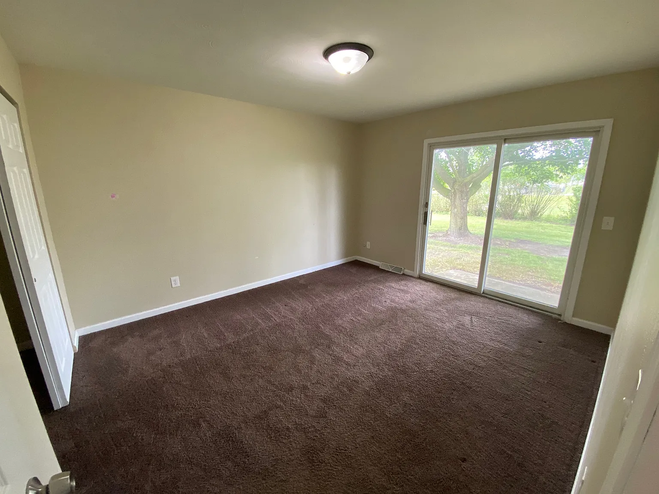 13040 Five Point Road - Photo 6 of 12