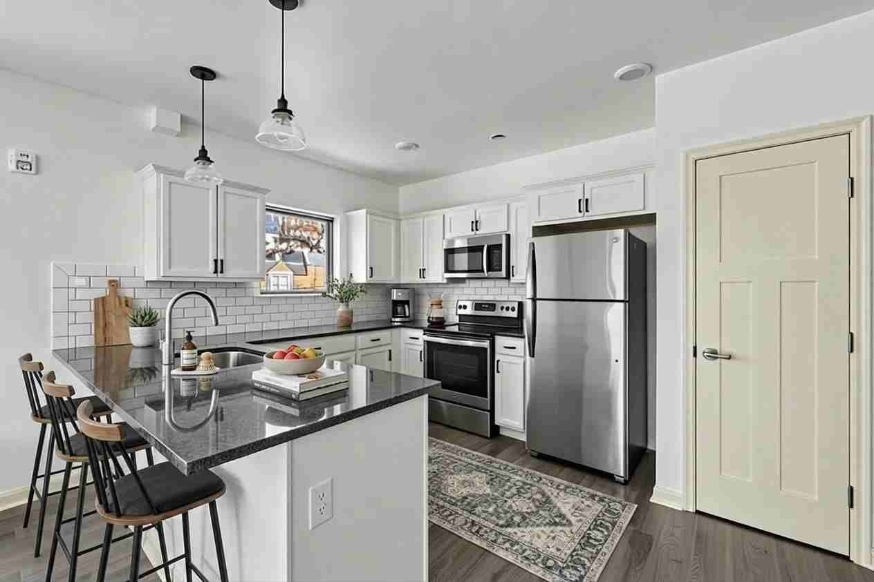 5312 Ridge Avenue - Photo 2 of 7