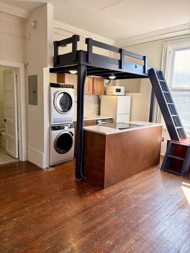 3511 Baring St - Photo 2 of 10