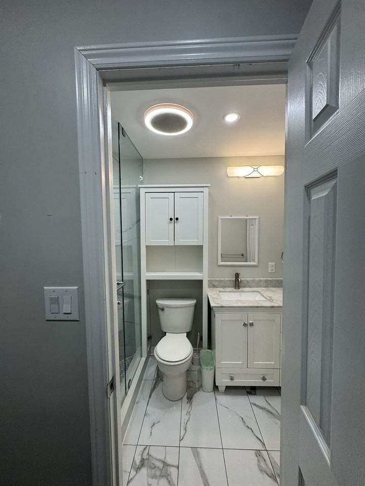 109 Lappin Ave - Photo 6 of 12