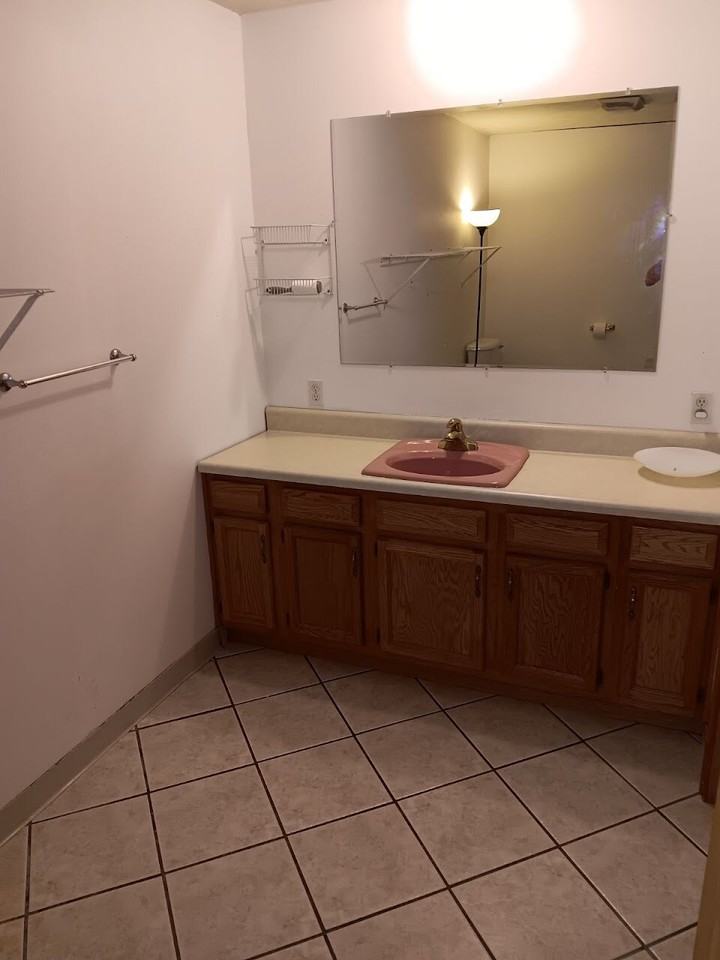 4479 East Shore Drive - Photo 6 of 11