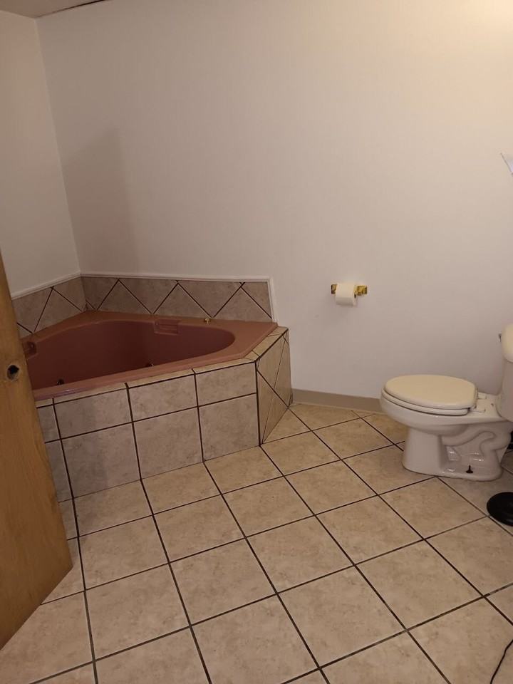 4479 East Shore Drive - Photo 7 of 11