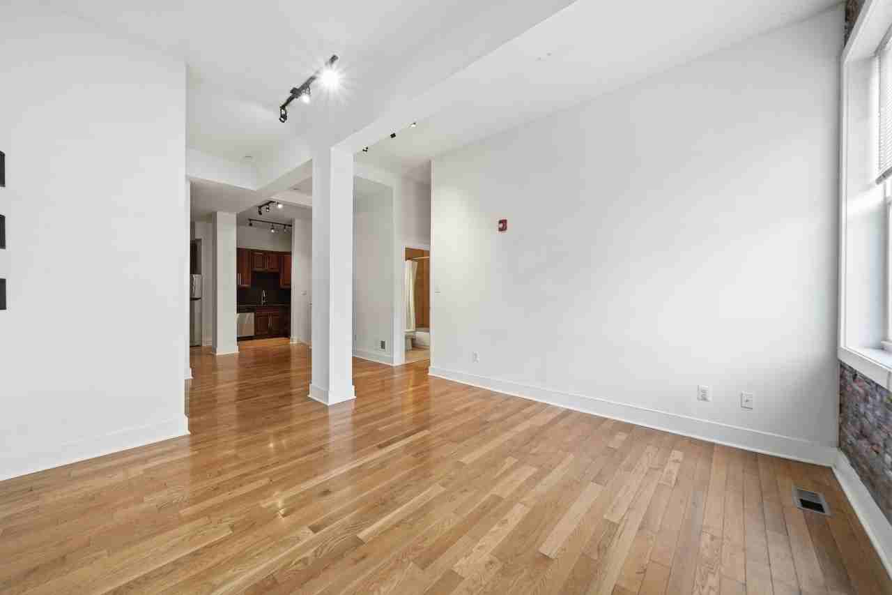 GSR Center - Photo 6 of 19